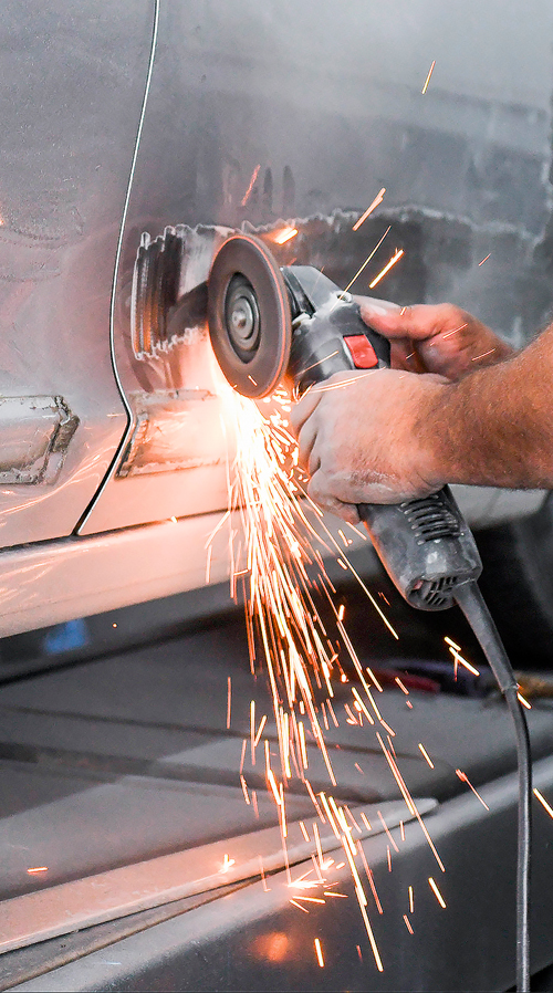 Karosserie- und Fahrzeugbaumechaniker (m/w/d)